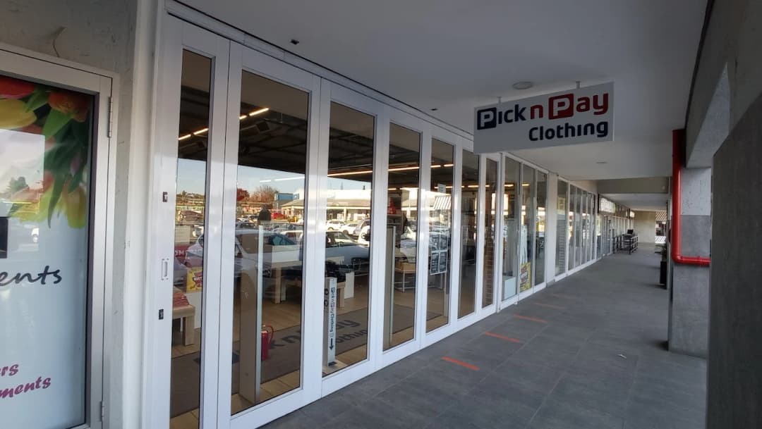Pick 'n Pay Clothing interior